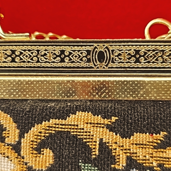 Clutch & Coin Purse - Picture 6 of 16